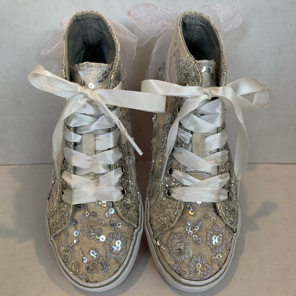 “PIPER”Girls White & Silver HighTop Sneakers, Sz 3